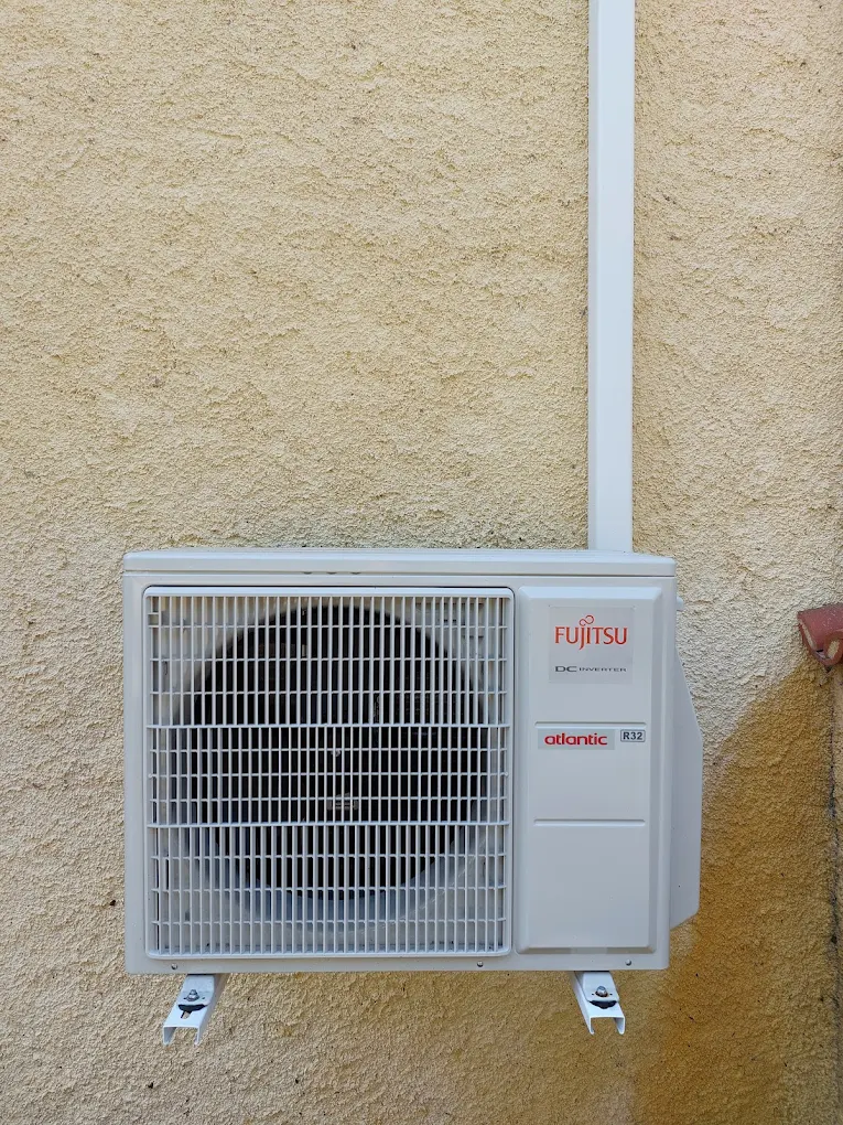 Pose de pompe à chaleur — Mirande, Gers