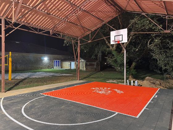 Terrain de basketball — Seailles, Gers