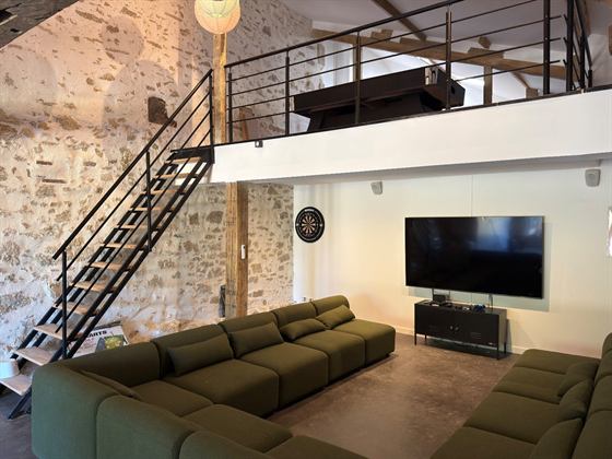 Salon club de nuit — Seailles, Gers