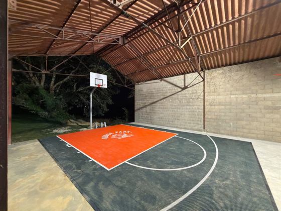 Terrain de basketball — Seailles, Gers