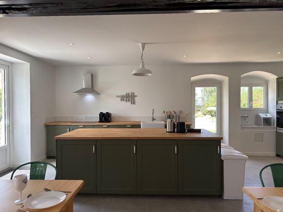 Cuisine pour grand gîte — Seailles, Gers