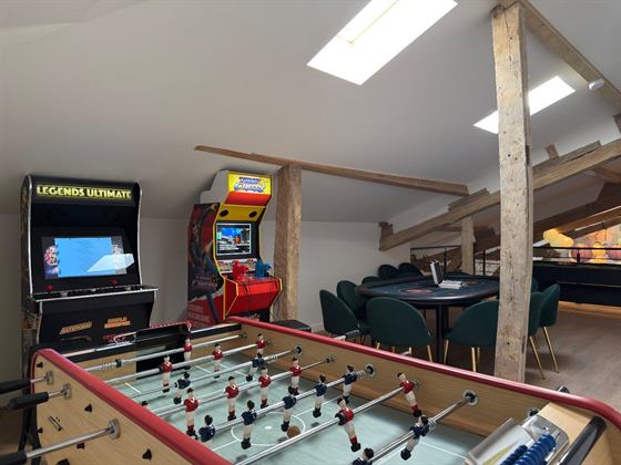 Mezzanine salle de jeu — Seailles, Gers