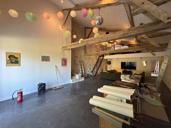 Salon club de nuit — Seailles, Gers