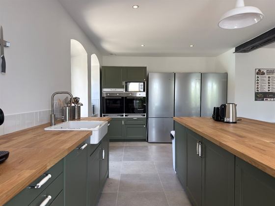 Cuisine pour grand gîte — Seailles, Gers