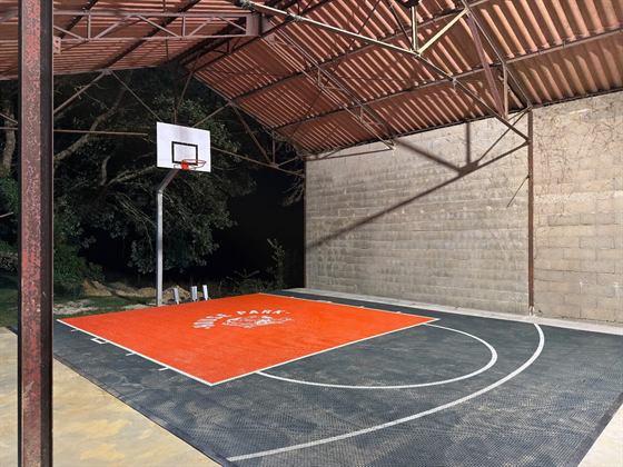 Terrain de basketball — Seailles, Gers